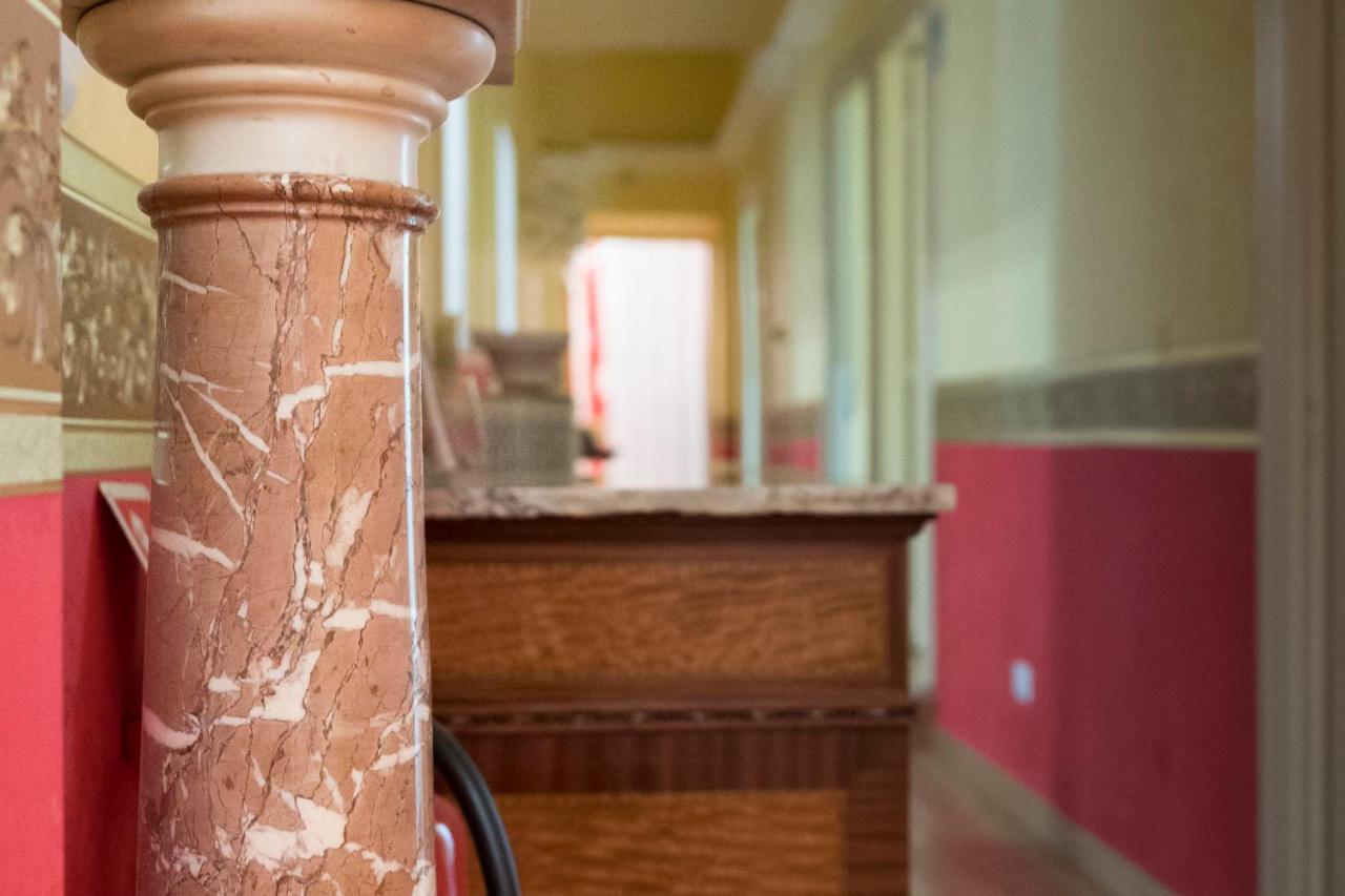 La Breccia A Porta Pia Bed & Breakfast Rome Exterior photo