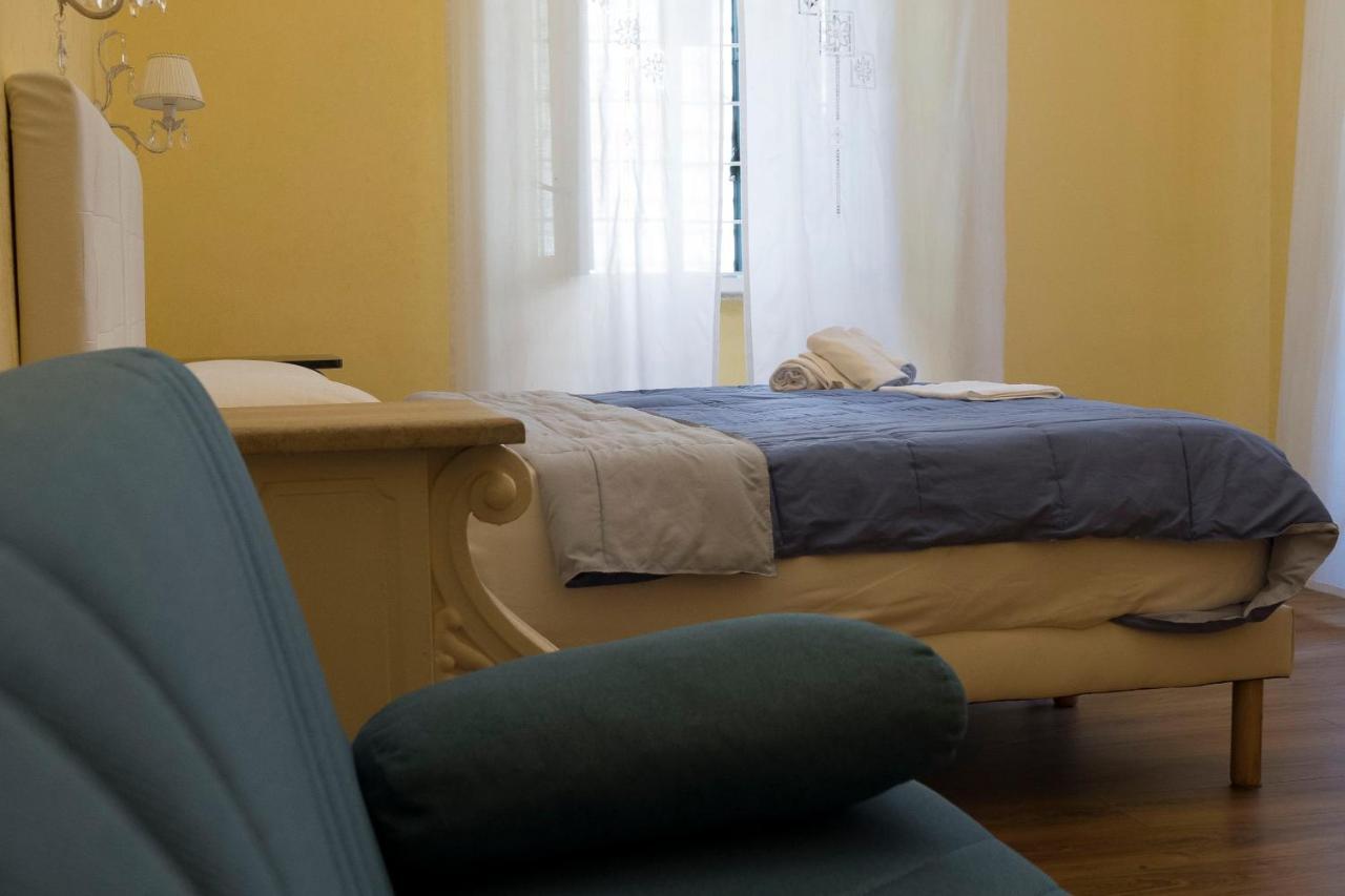La Breccia A Porta Pia Bed & Breakfast Rome Exterior photo