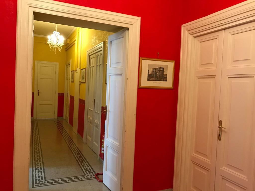 La Breccia A Porta Pia Bed & Breakfast Rome Exterior photo